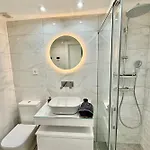 Alicate Beachfront - Luxury Apartment-1 Apartmán