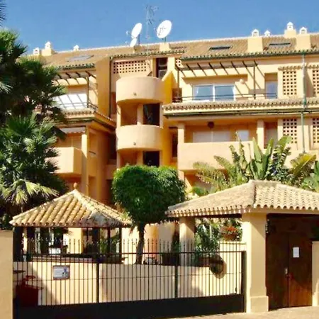 Alicate Beachfront - Luxury Apartment-1 Апартаменты *