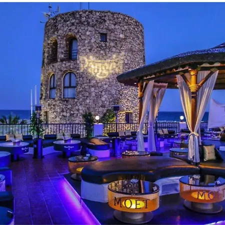 Alicate Beachfront - Luxury Apartment-1 Apartament *