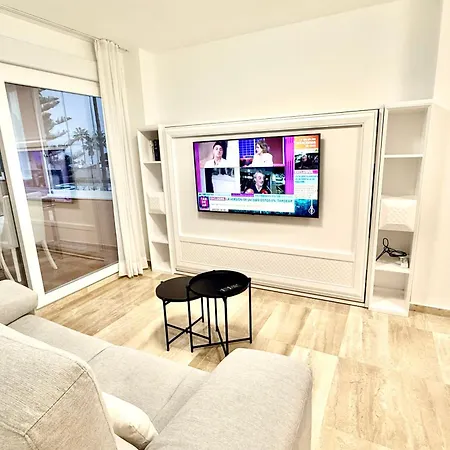 Apartament Alicate Beachfront - Luxury Apartment-1