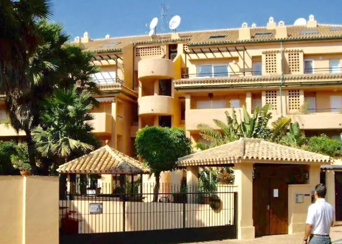 Alicate Beachfront - Luxury Apartment-1 Апартаменты *