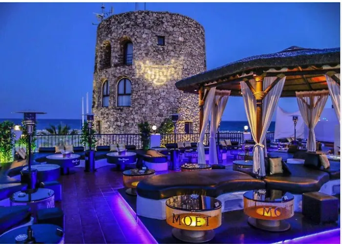 Alicate Beachfront - Luxury Apartment-1 Апартаменты *