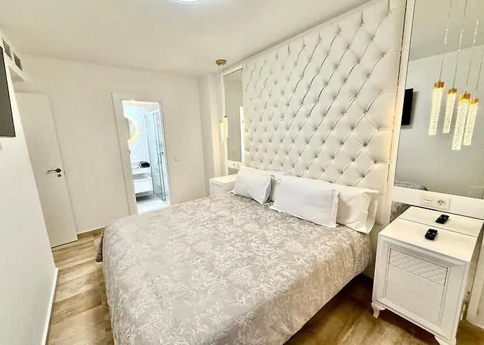 Апартаменты Alicate Beachfront - Luxury Apartment-1 Марбелья