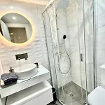 Alicate Beachfront - Luxury Apartment-1 Marbella